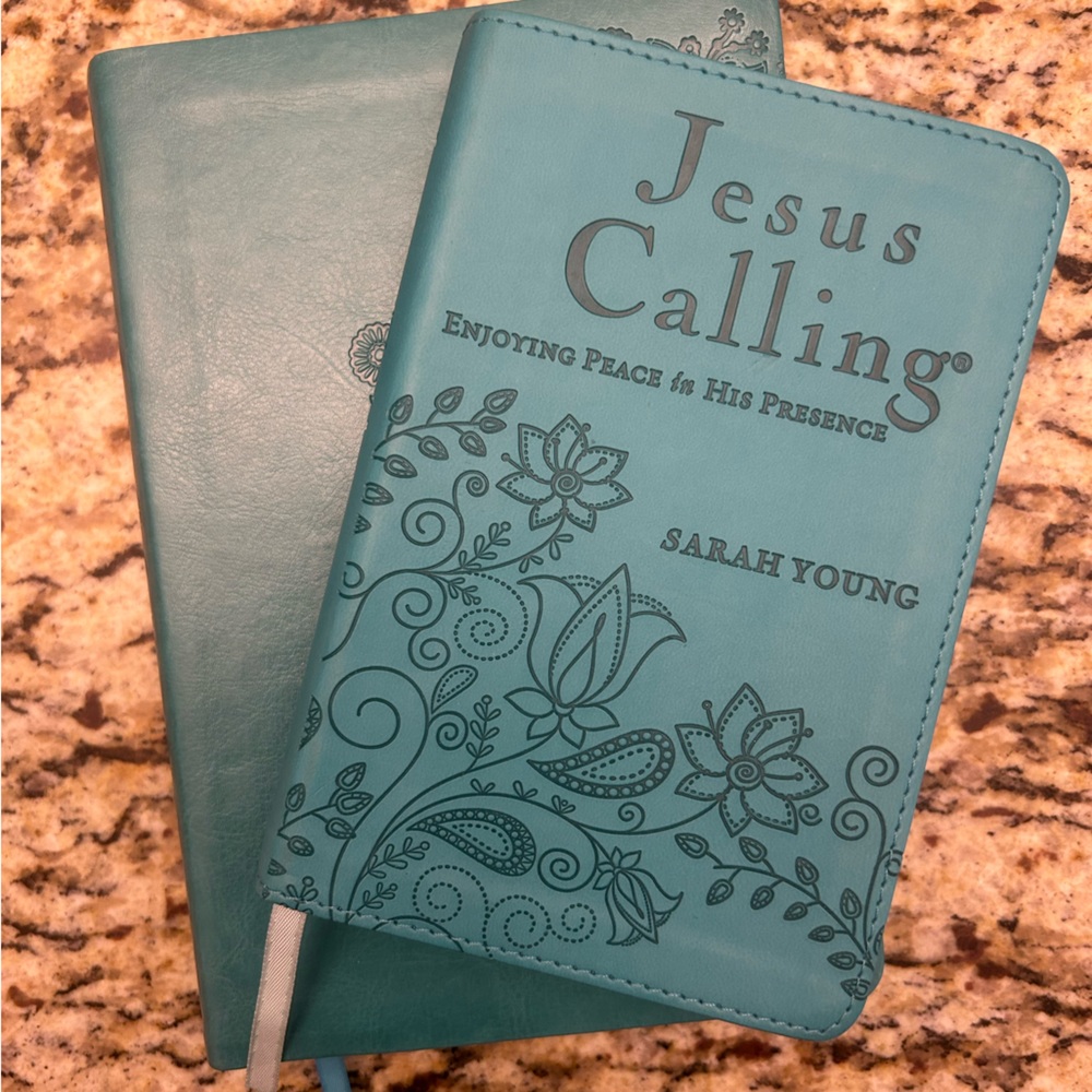 Jesus Calling & NKJV Bible